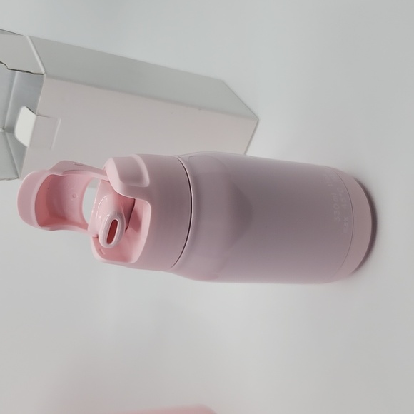 Tupperware Exclusive Insulated Thermal Bottle New - Picture 4 of 10